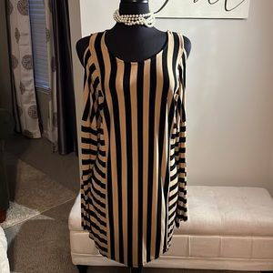 Long sleeve cold shoulder top